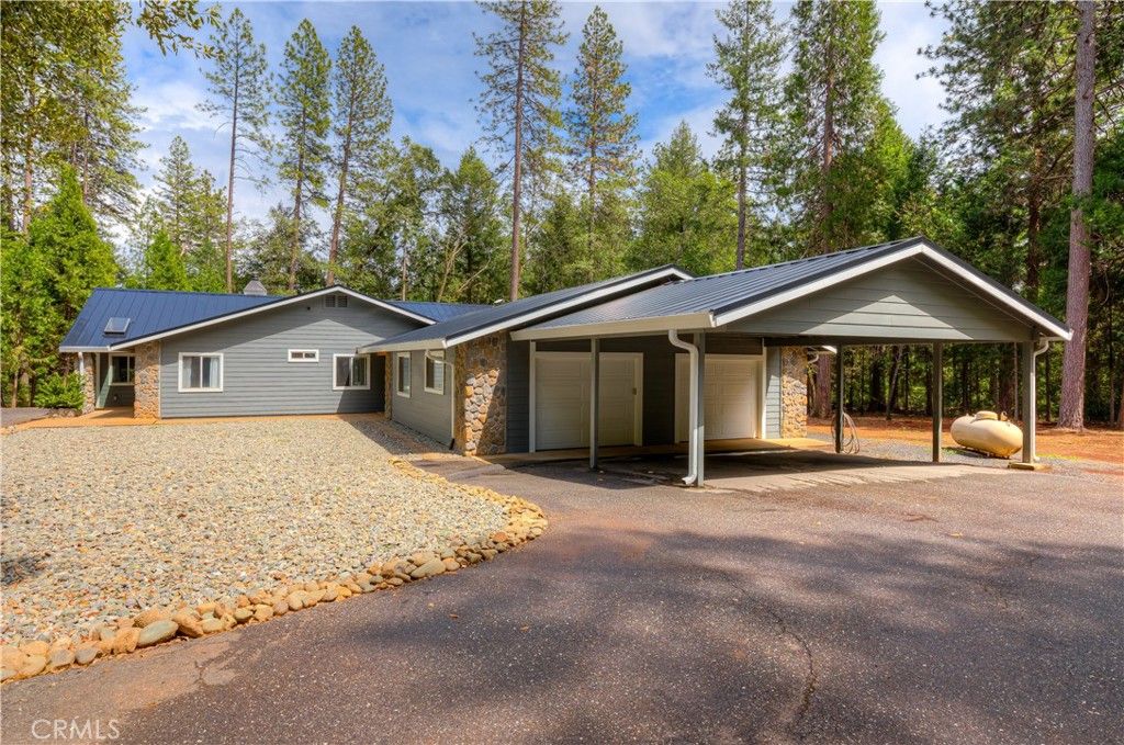 Image 2 of property listing at 5864 Paschal, Magalia, CA 95954