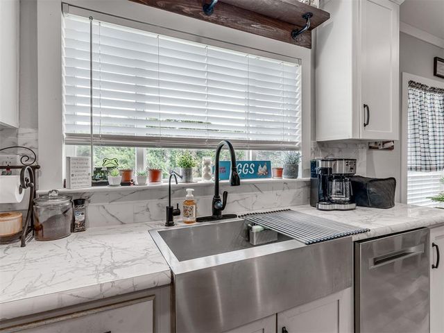 21268 Prairie View Road, Blanchard, OK 73010