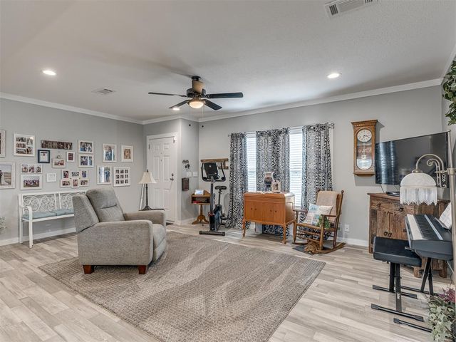 21268 Prairie View Road, Blanchard, OK 73010