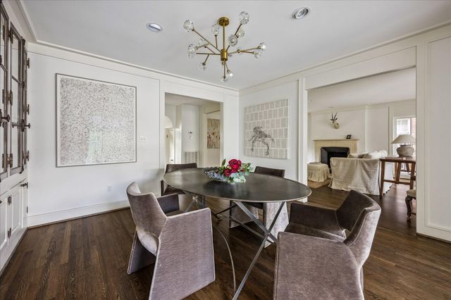 2121 Bolsover Street, Houston, TX 77005