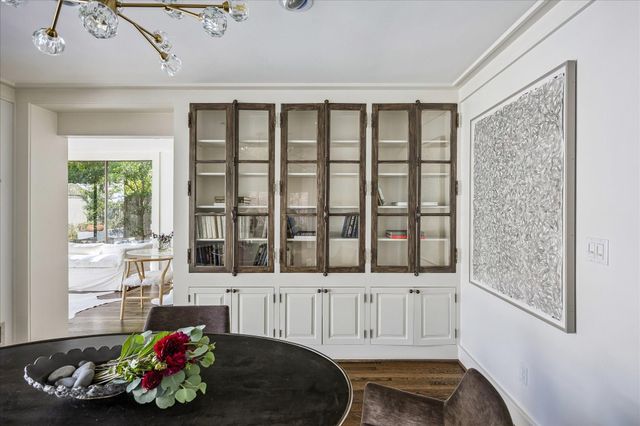 2121 Bolsover Street, Houston, TX 77005