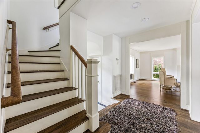 2121 Bolsover Street, Houston, TX 77005