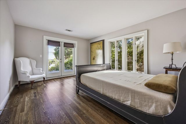 2121 Bolsover Street, Houston, TX 77005