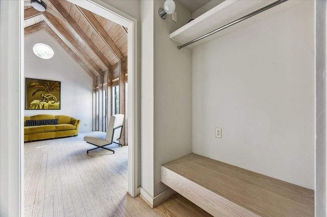 2121 Bolsover Street, Houston, TX 77005