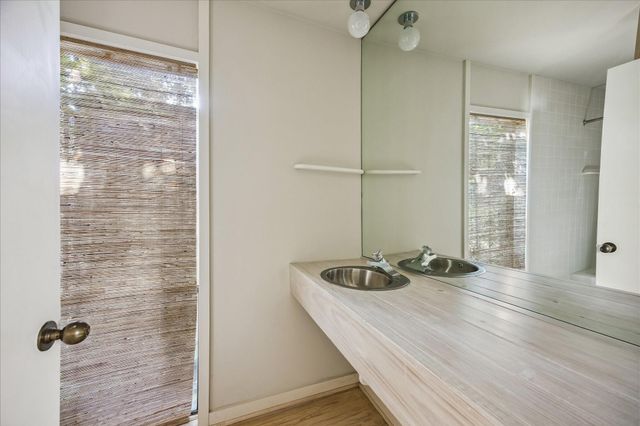 2121 Bolsover Street, Houston, TX 77005