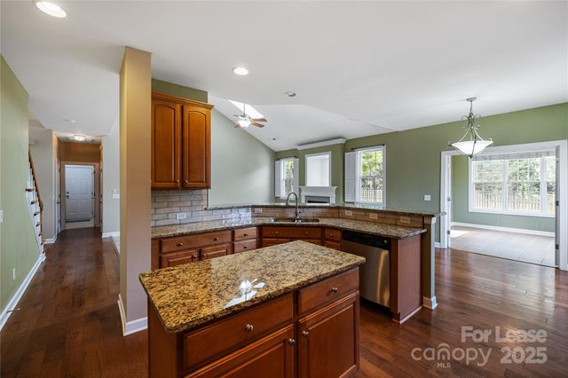 1905 Silk Pond Drive, Waxhaw, NC 28173
