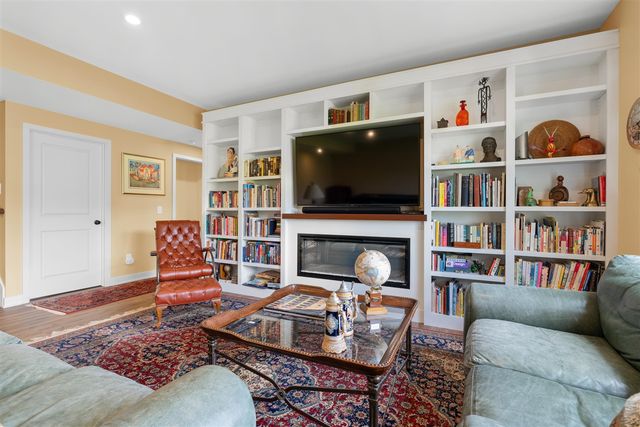3848 Wetherington, Kalamazoo, MI 49006