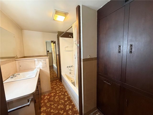 8 Porter Street, Seneca Falls, NY 13148