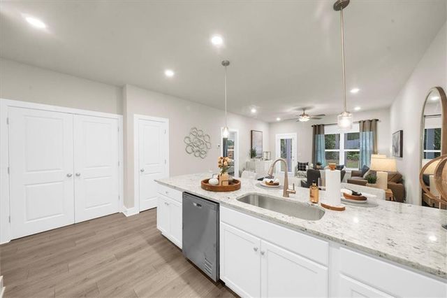 93 Maple Trail, Dawsonville, GA 30534