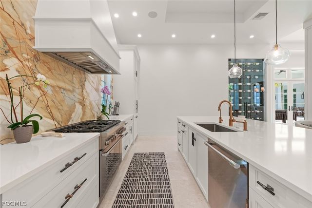 2297 Wulfert RD, Sanibel, FL 33957