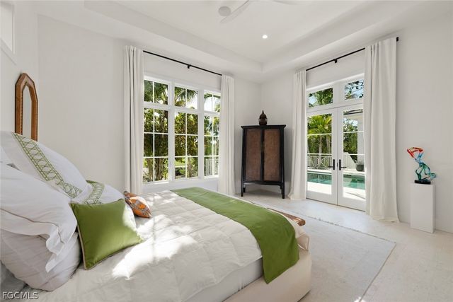 2297 Wulfert RD, Sanibel, FL 33957