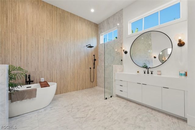 2297 Wulfert RD, Sanibel, FL 33957