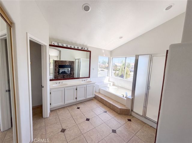 8932 Mesa Oak, Riverside, CA 92508