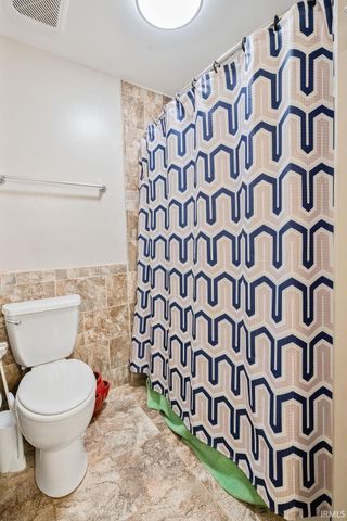 2525 COLONY Court, Carmel, IN 46280