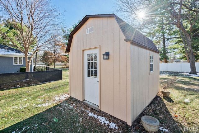 2525 COLONY Court, Carmel, IN 46280