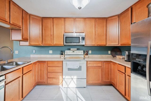 2525 COLONY Court, Carmel, IN 46280