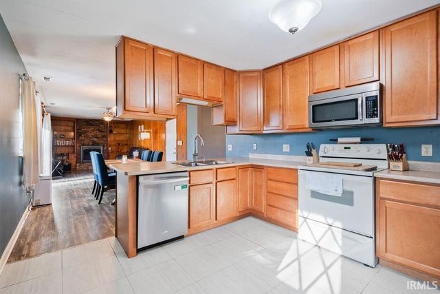 2525 COLONY Court, Carmel, IN 46280