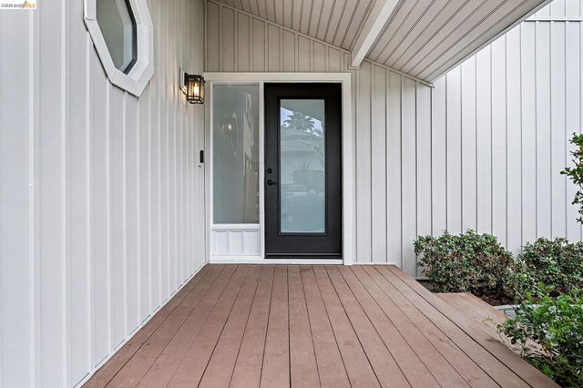 4741 Discovery Pt, Discovery Bay, CA 94505