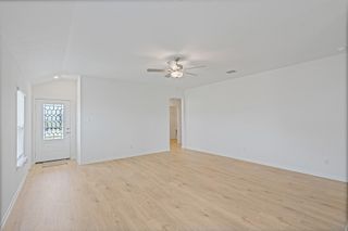 14616 Wahlbergs WAY, Elgin, TX 78621