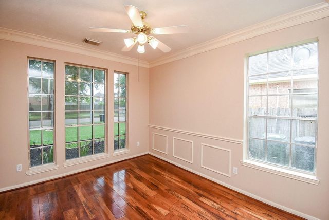 4815 Knights Branch Drive, Sugar Land, TX 77479