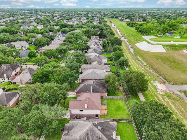 4815 Knights Branch Drive, Sugar Land, TX 77479