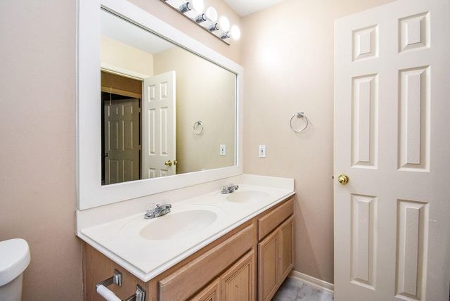 4815 Knights Branch Drive, Sugar Land, TX 77479