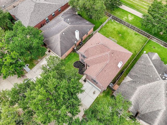4815 Knights Branch Drive, Sugar Land, TX 77479