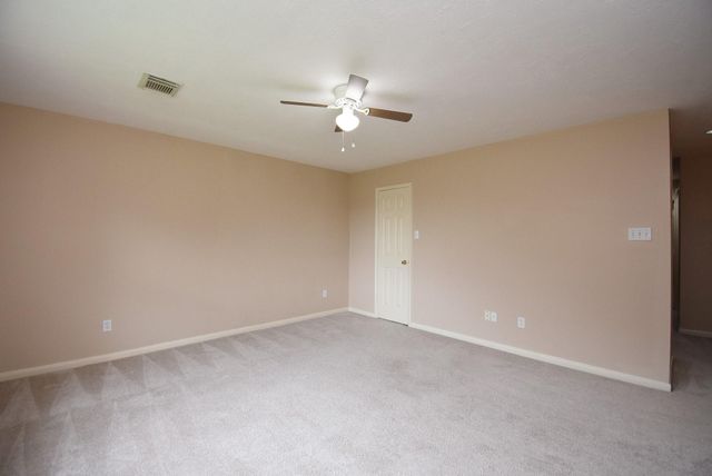 4815 Knights Branch Drive, Sugar Land, TX 77479