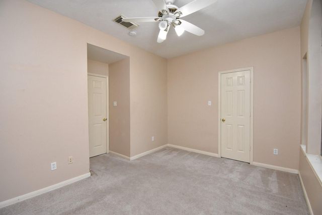 4815 Knights Branch Drive, Sugar Land, TX 77479