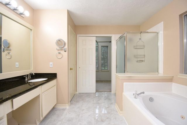 4815 Knights Branch Drive, Sugar Land, TX 77479