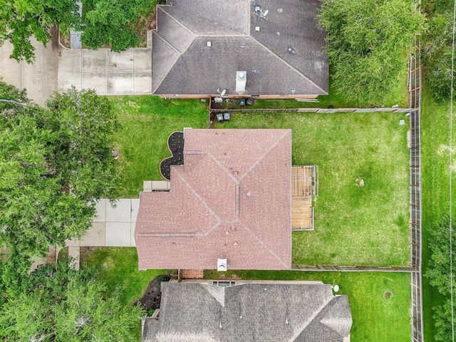 4815 Knights Branch Drive, Sugar Land, TX 77479