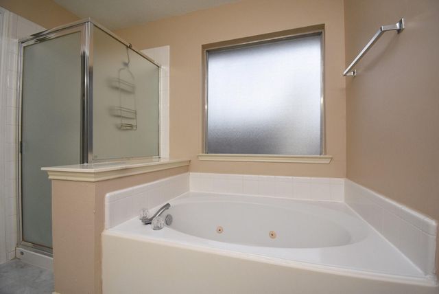 4815 Knights Branch Drive, Sugar Land, TX 77479