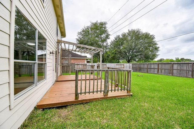 4815 Knights Branch Drive, Sugar Land, TX 77479
