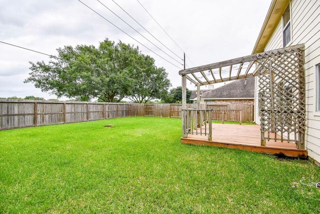 4815 Knights Branch Drive, Sugar Land, TX 77479