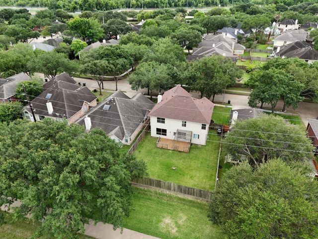 4815 Knights Branch Drive, Sugar Land, TX 77479
