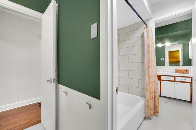 7338 Walling Lane, Dallas, TX 75231