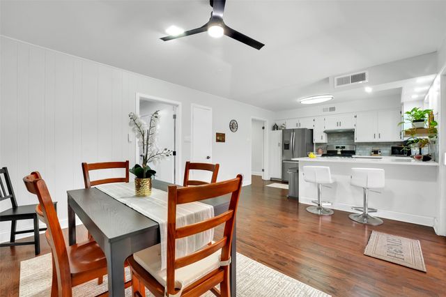 7338 Walling Lane, Dallas, TX 75231