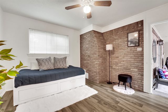 7338 Walling Lane, Dallas, TX 75231