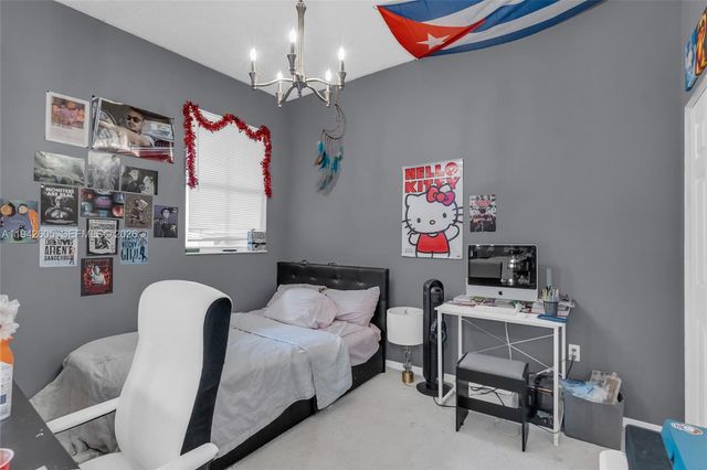 950 NE 42nd Pl, Homestead, FL 33033