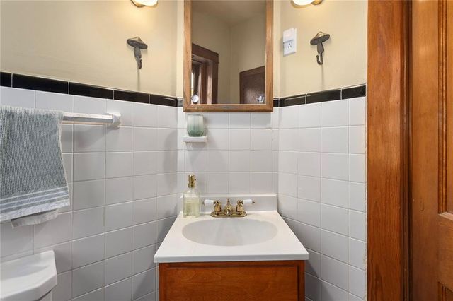 640 S Park Avenue, Independence, MO 64052