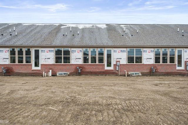 48832 Birmingham Drive, Chesterfield Twp, MI 48047