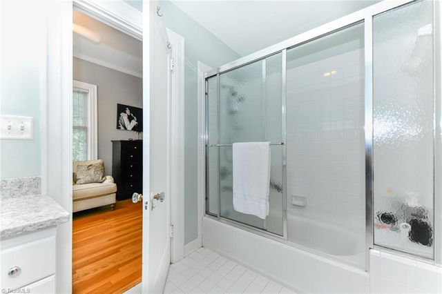 1907 Madison Avenue, Greensboro, NC 27403