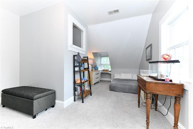 1907 Madison Avenue, Greensboro, NC 27403