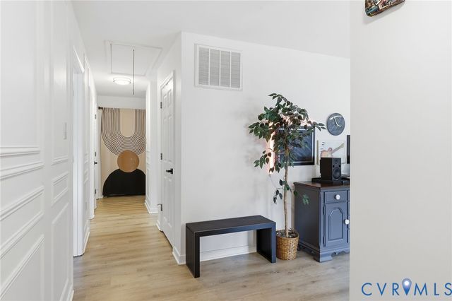 2500 Hickory Knoll Ln, Richmond, VA 23230