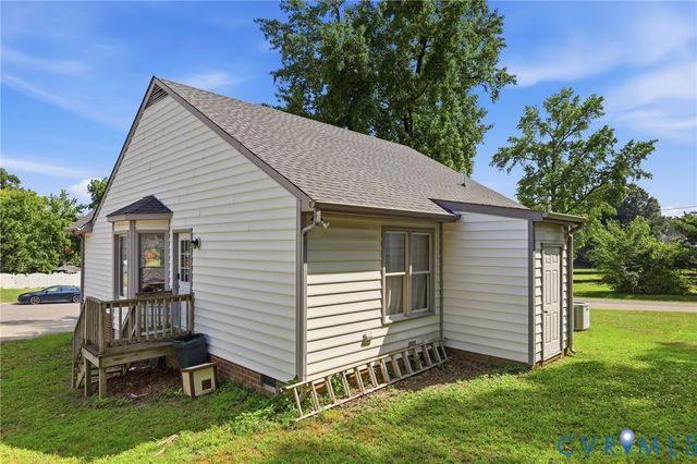 2500 Hickory Knoll Ln, Richmond, VA 23230