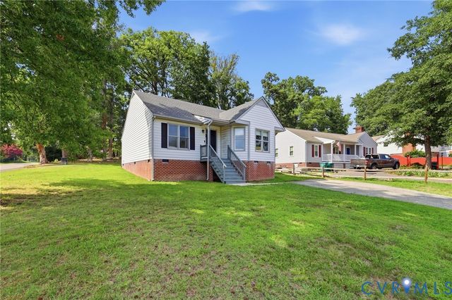 2500 Hickory Knoll Ln, Richmond, VA 23230