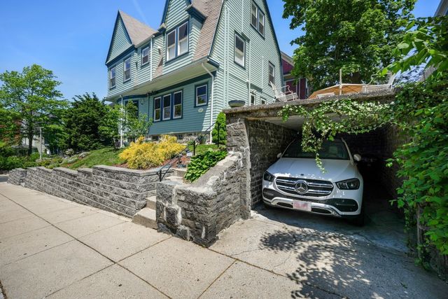26 Potosi Street, Boston, MA 02122