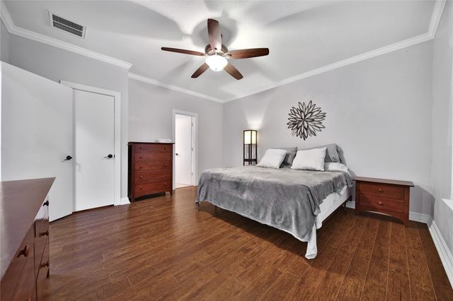 26897 Kings Park Hollow Drive, Kingwood, TX 77339