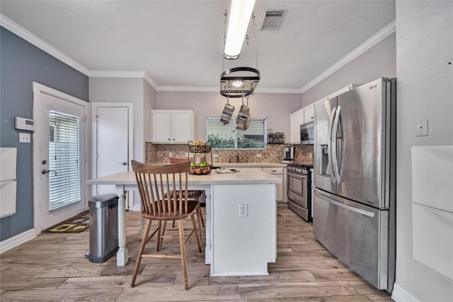26897 Kings Park Hollow Drive, Kingwood, TX 77339