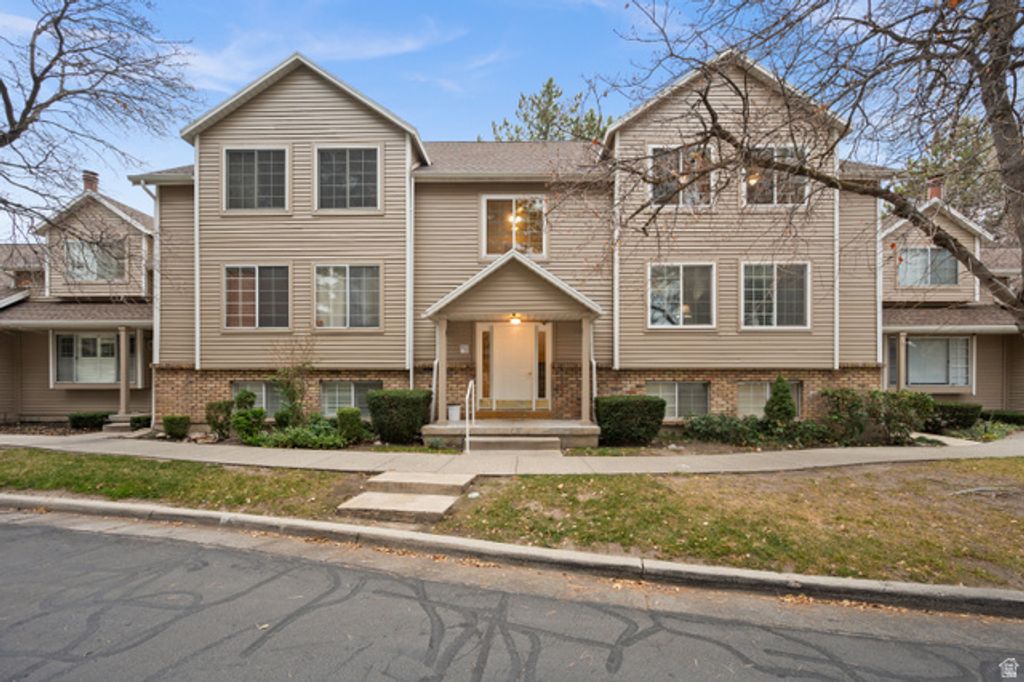 6888 S 670 E, Midvale, UT 84047